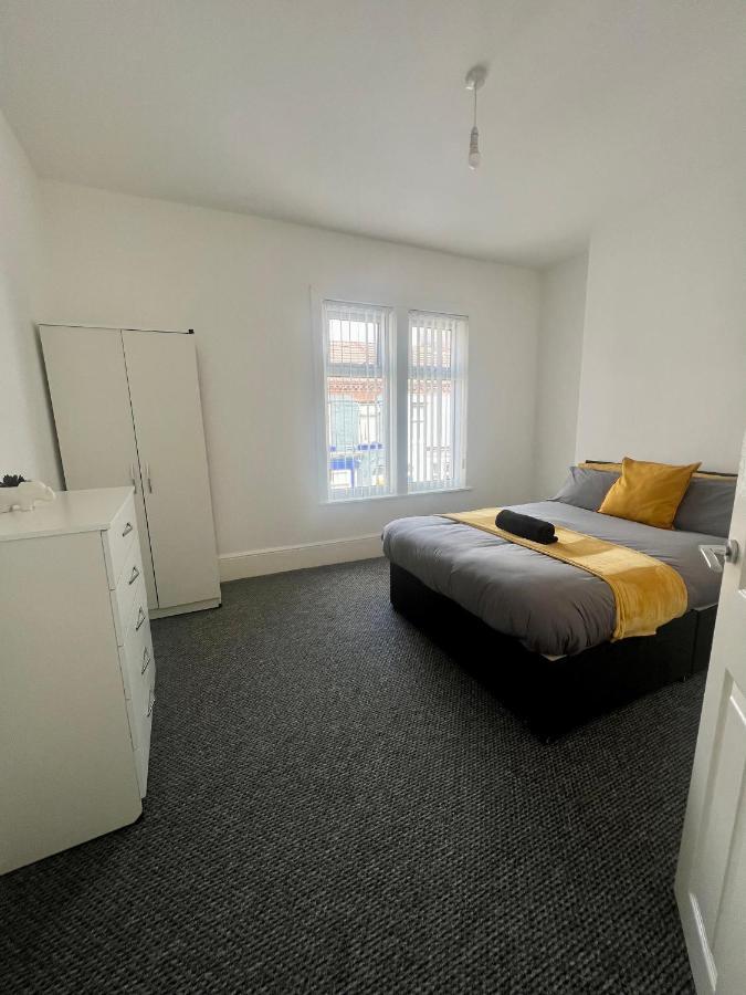 Spacious 3 Bed - Efc Stays Liverpool Exterior photo